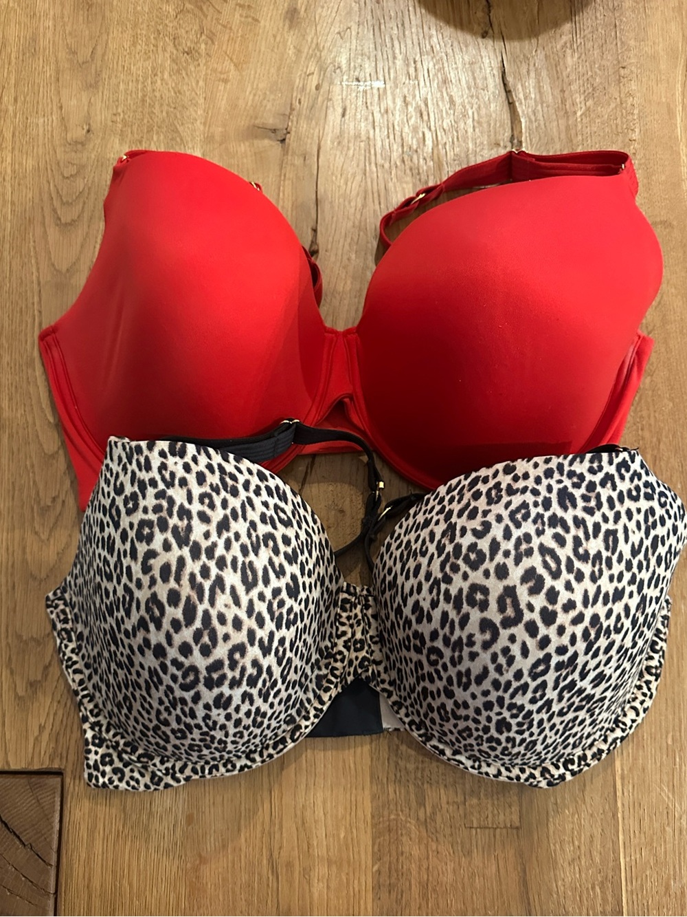 2 Joyspun Women's Smoothing T-Shirt Bras 38DDD